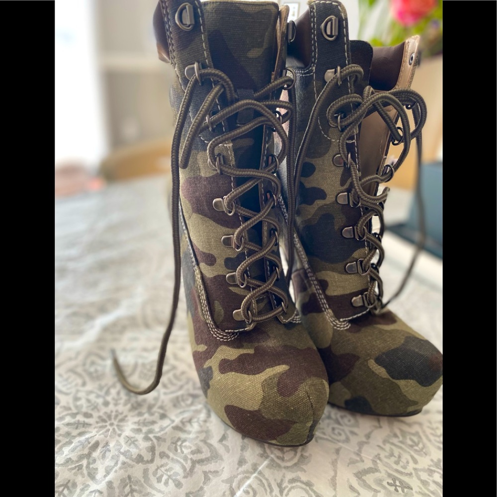 High heel combat boots
